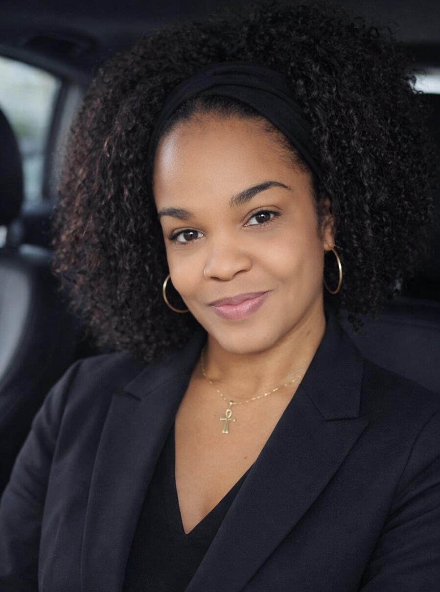 Stella, Chauffeur privé à votre service